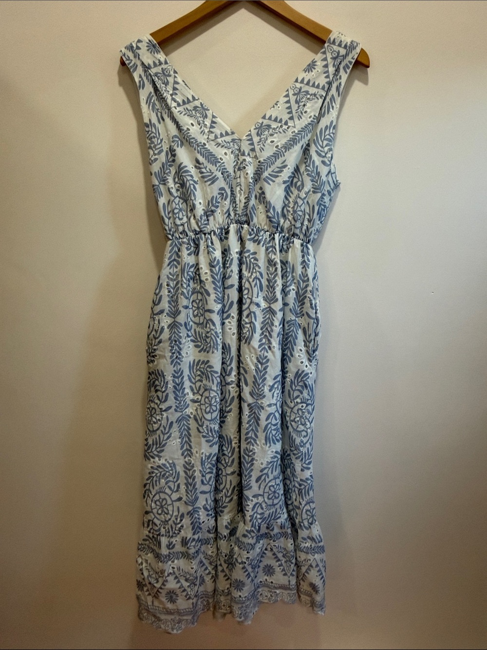 Luisa Perla Blue Floral V-Neck Midi Dress with ElasticWaist Eyelet Made in Italy - Picture 6 of 11